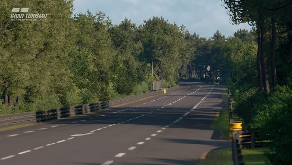 Gran Turismo Sport May update 'Circuit de la Sarthe' (With Chicane : No Chicane) 1