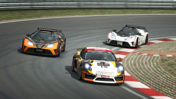RaceRoom GT4 Patch 6