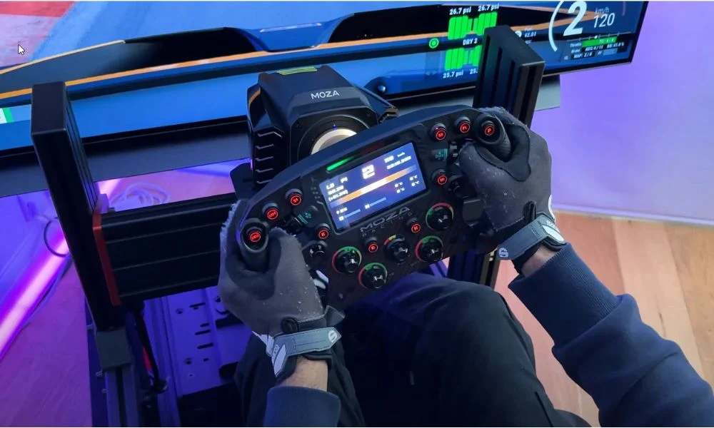 Sim racer checking Moza wheel and rig compatibility